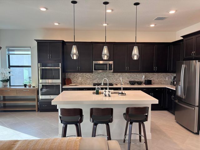 5372 Hutchinson Way, Westlake, FL 33470