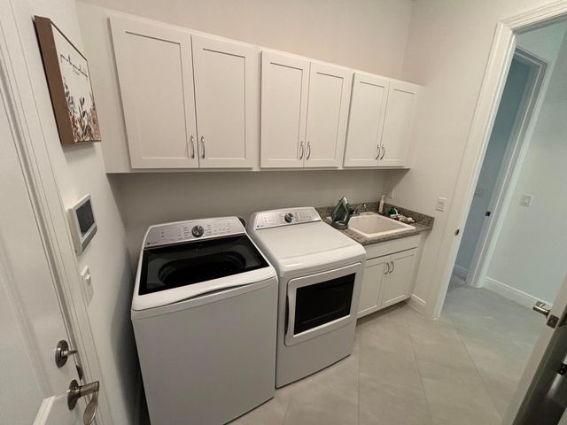 5372 Hutchinson Way, Westlake, FL 33470