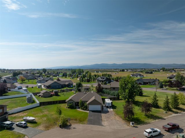 118 Snowcrest Court, Kalispell, MT 59901 property photo
