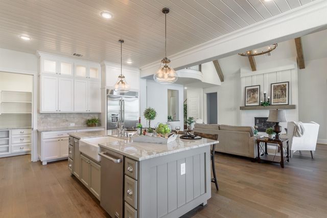 19202 W Austin Bayou Court, Cypress, TX 77433