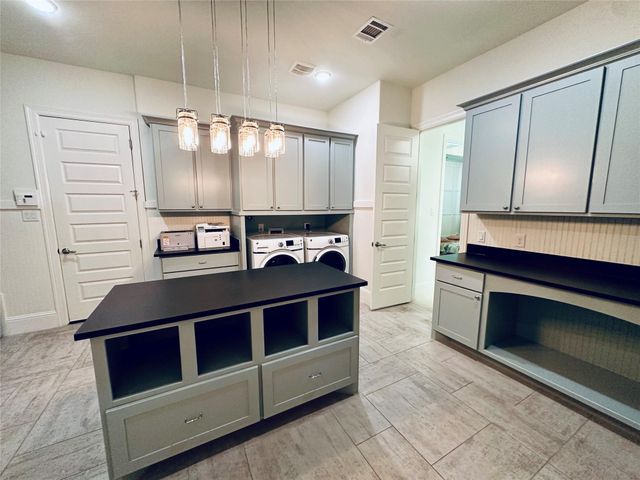 19202 W Austin Bayou Court, Cypress, TX 77433