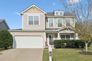 5490 Escalade Dr, Mount Juliet, TN 37122