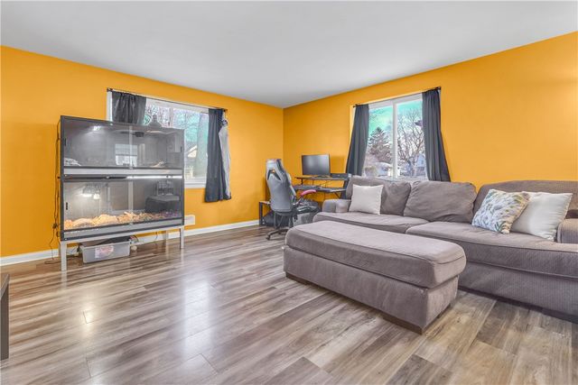 67 Colwick Road, Gates, NY 14624