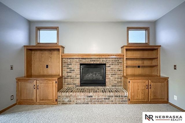5080 S 172nd Street, Omaha, NE 68135