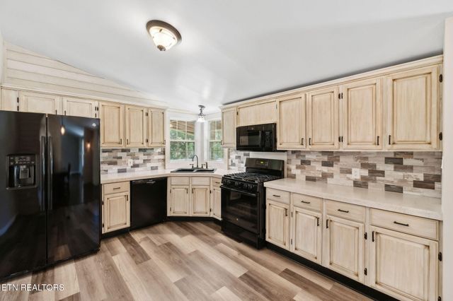 1351 Mortar Rd, Sevierville, TN 37876