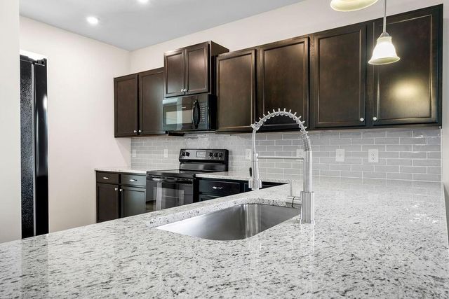 15 Sleepy Oaks NE Trail, Rome, GA 30165