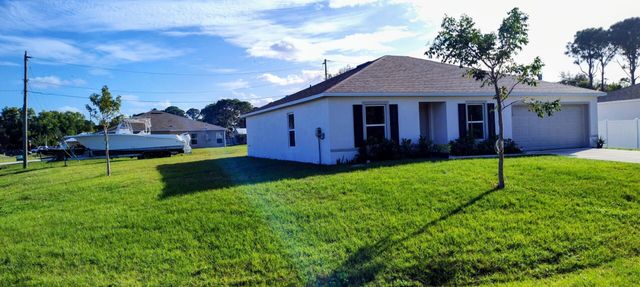 2772 SE Garfield Avenue, Port St Lucie, FL 34952