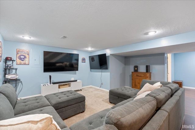 331 Millstone Run, Churubusco, IN 46723