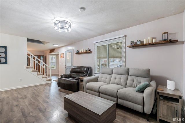 331 Millstone Run, Churubusco, IN 46723