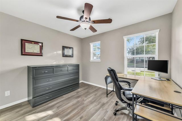 1813 Oakbranch Drive, Pearland, TX 77581