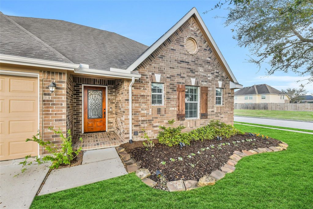 1813 Oakbranch Drive, Pearland, TX 77581