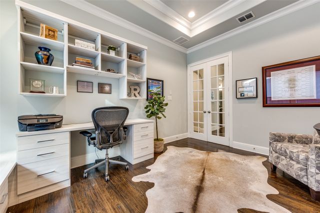 628 Creekway Drive, Irving, TX 75039