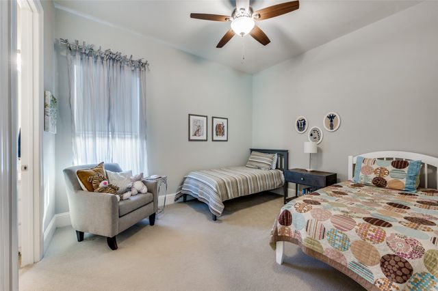 628 Creekway Drive, Irving, TX 75039