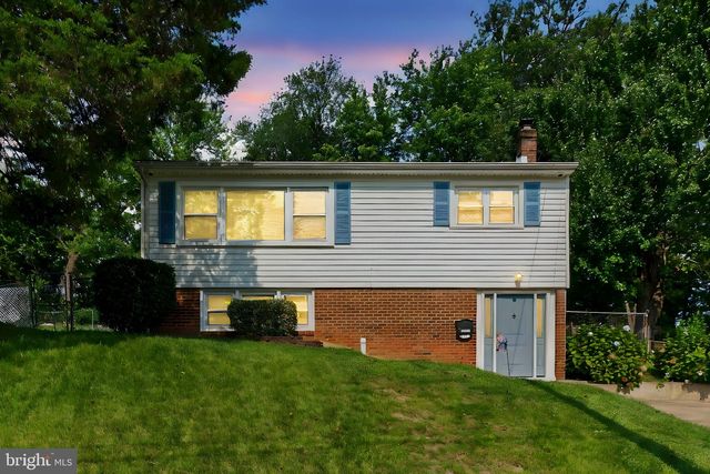 13430 GREENACRE DR, Woodbridge, VA 22191
