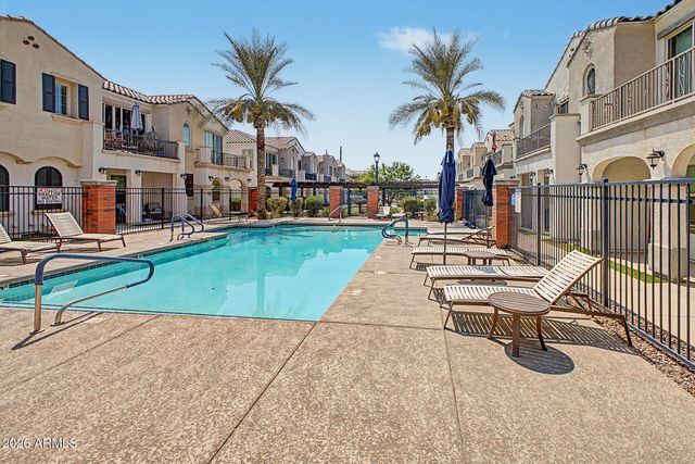 4038 E ERIE Street 102, Gilbert, AZ 85295