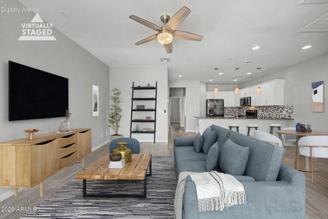 4038 E ERIE Street 102, Gilbert, AZ 85295