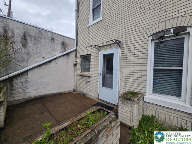 1437 Webster Street, Allentown City, PA 18102