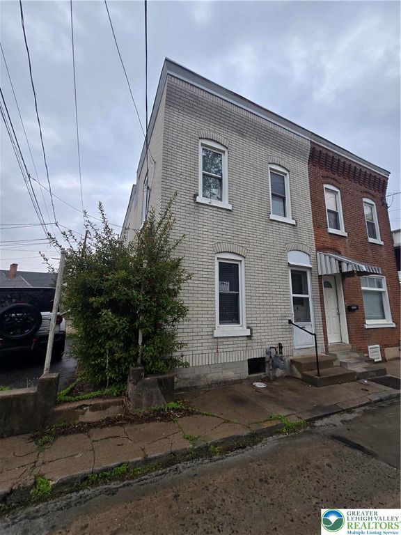 1437 Webster Street, Allentown City, PA 18102