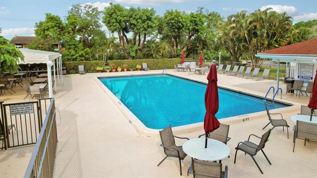 3597 Birdie Drive 607, Lake Worth, FL 33467