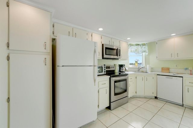 3597 Birdie Drive 607, Lake Worth, FL 33467