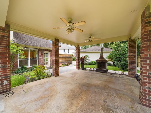23997 Dorrington Estates Lane, Conroe, TX 77385