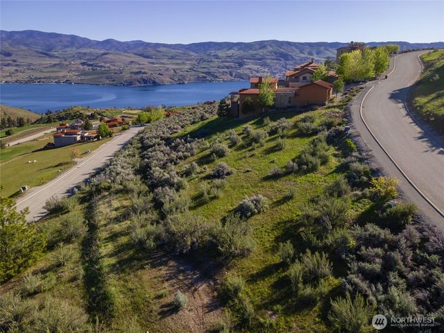 43 Sabio Way, Chelan, WA 98816