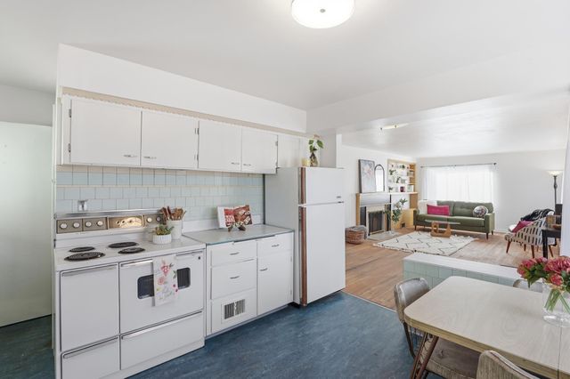 1012 E Augusta Ave, Spokane, WA 99207