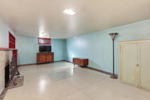 1012 E Augusta Ave, Spokane, WA 99207