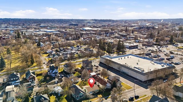 1012 E Augusta Ave, Spokane, WA 99207