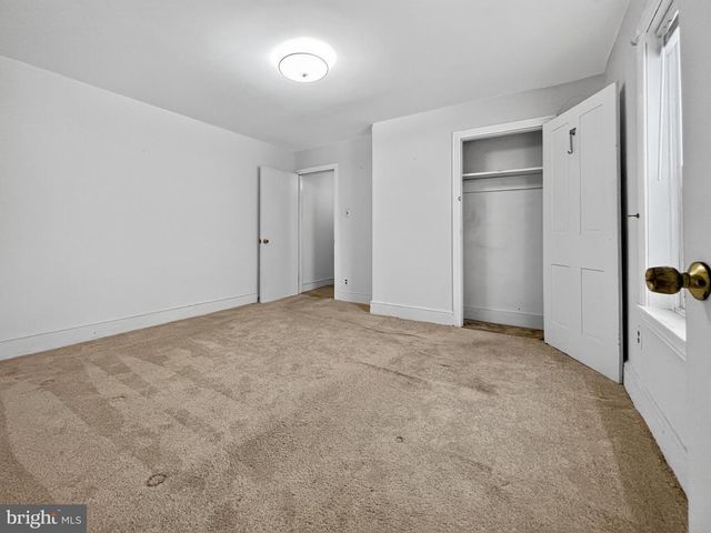 806 BROWN ST, Wilmington, DE 19805