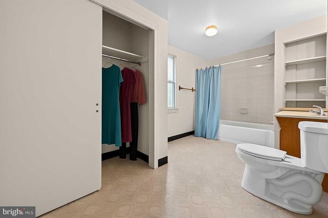 806 BROWN ST, Wilmington, DE 19805