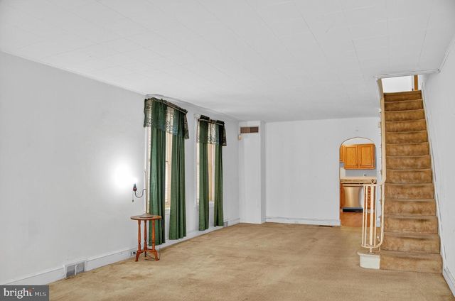 806 BROWN ST, Wilmington, DE 19805