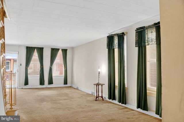 806 BROWN ST, Wilmington, DE 19805