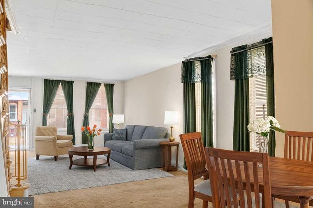 806 BROWN ST, Wilmington, DE 19805