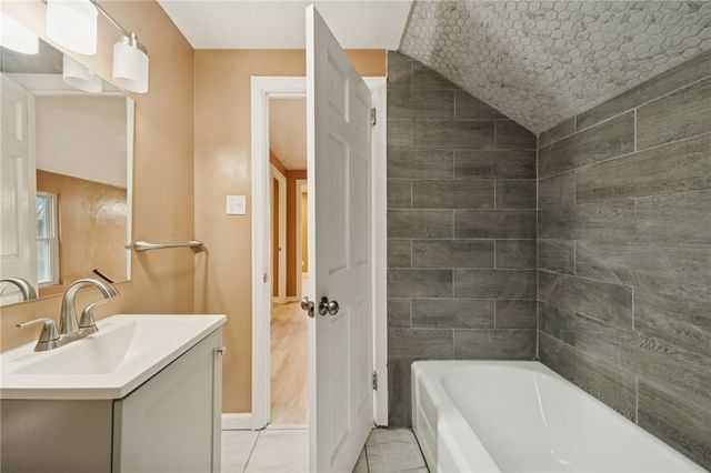 559 Hamil Rd, Verona, PA 15147