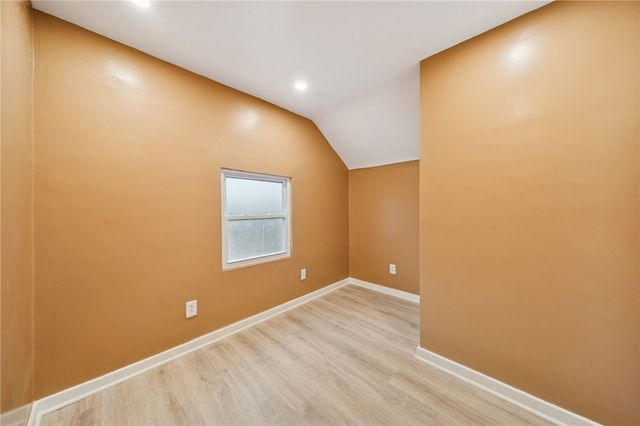 559 Hamil Rd, Verona, PA 15147