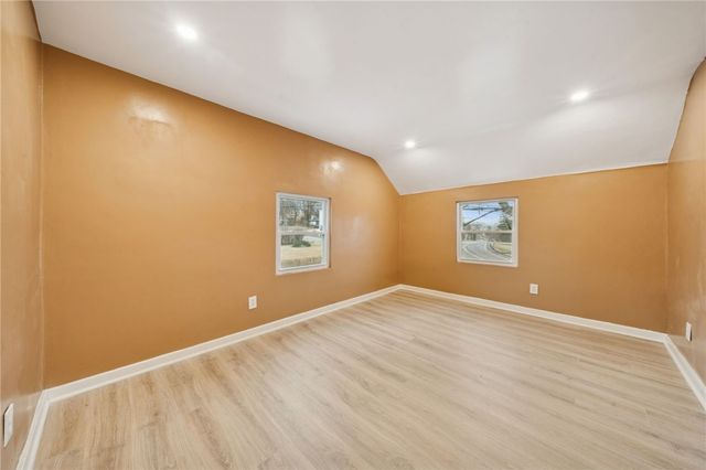 559 Hamil Rd, Verona, PA 15147