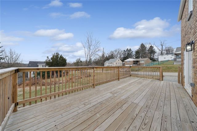 559 Hamil Rd, Verona, PA 15147