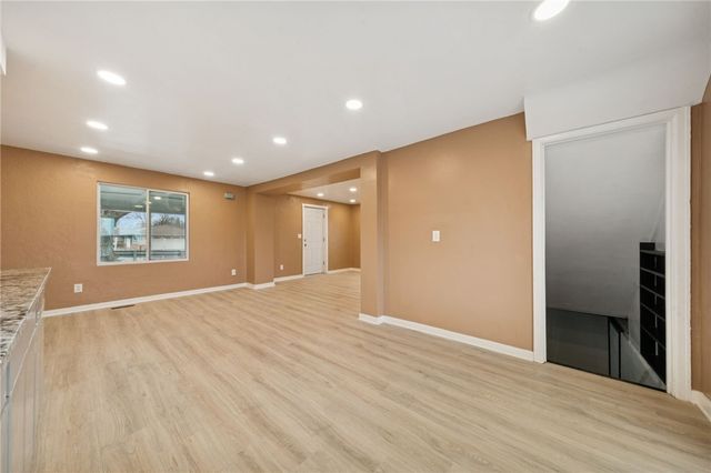 559 Hamil Rd, Verona, PA 15147