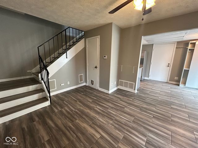 2765 Del Prado Drive 7, Indianapolis, IN 46227