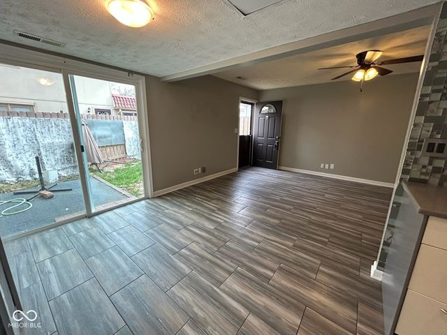 2765 Del Prado Drive 7, Indianapolis, IN 46227