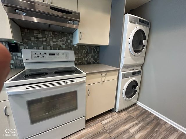 2765 Del Prado Drive 7, Indianapolis, IN 46227