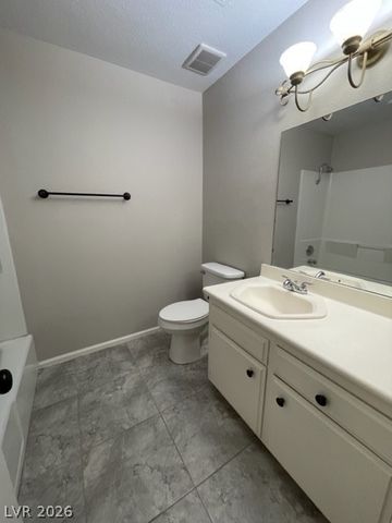 656 Greenbriar Townhouse Way, Las Vegas, NV 89121