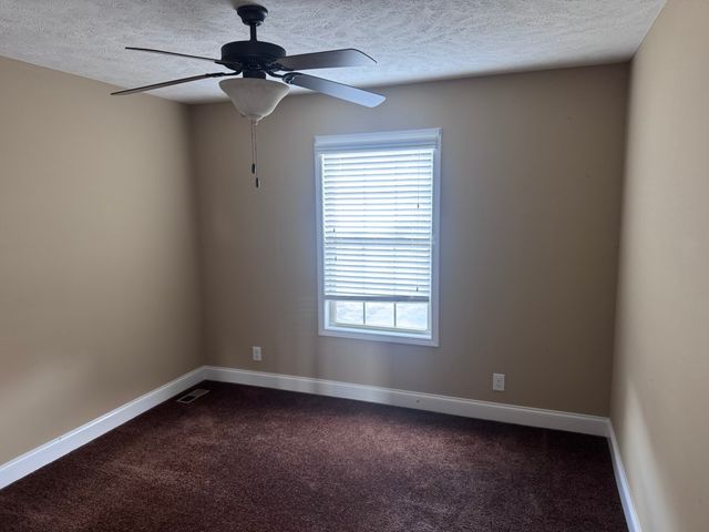 1586 Cobra Ln, Clarksville, TN 37042