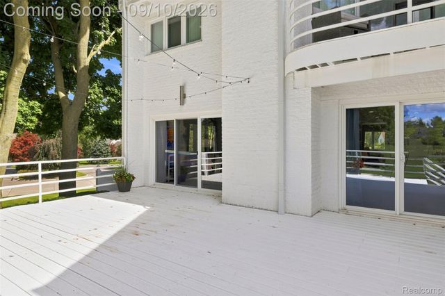 3802 Columbia Drive, Bloomfield Hills, MI 48302