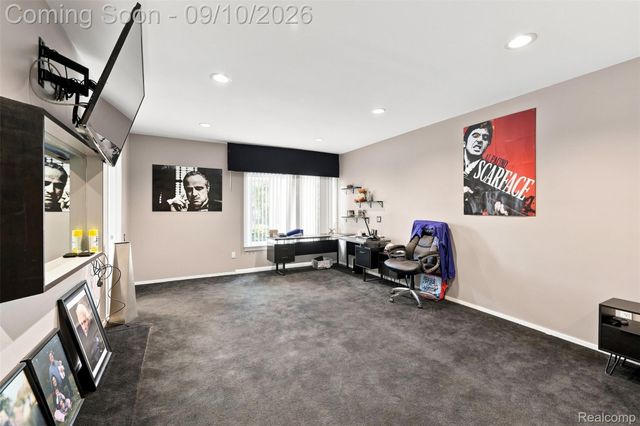 3802 Columbia Drive, Bloomfield Hills, MI 48302