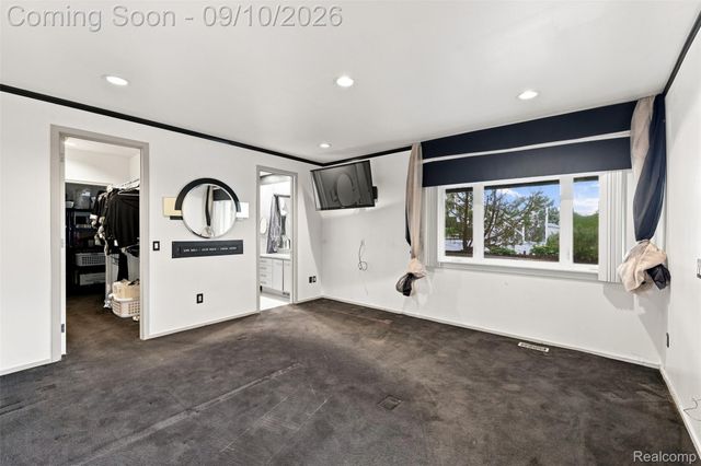 3802 Columbia Drive, Bloomfield Hills, MI 48302