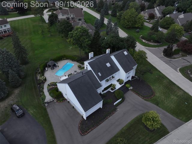 3802 Columbia Drive, Bloomfield Hills, MI 48302