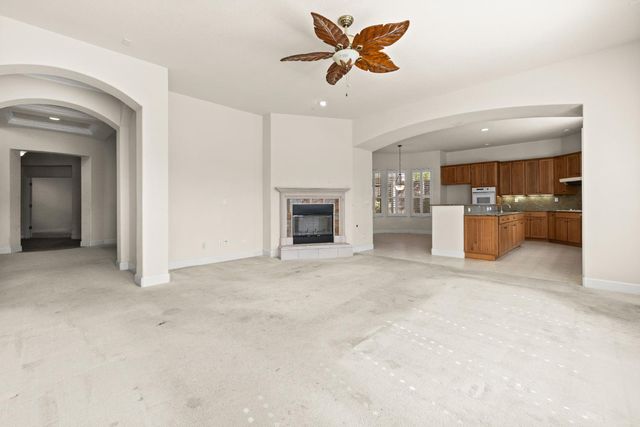 124 Paizano Ct, Roseville, CA 95661