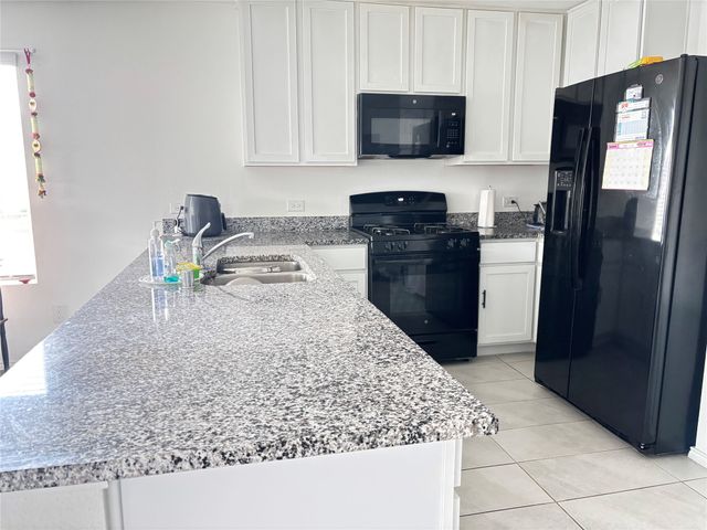 900 Mountain Laurel Drive, Princeton, TX 75407